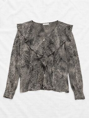 Jones Wear Black & Cream Ruffled V-Neck Blouse